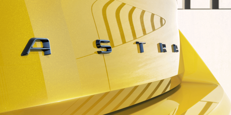 Opel раскрыл первые подробности электрифицированной Astra