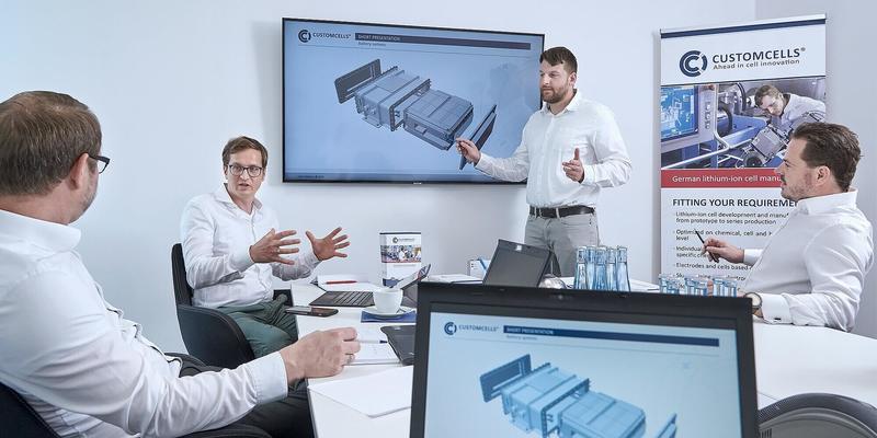 Porsche создает совместное предприятие с Customcells по производству аккумуляторов