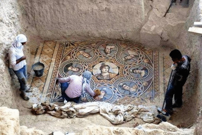 Археологическая находка — древние греческие мозаики в турецком городе Зевгма 