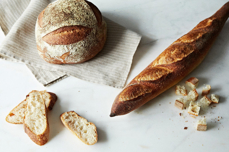 10 хозяйственных способов  использования черствого хлеба