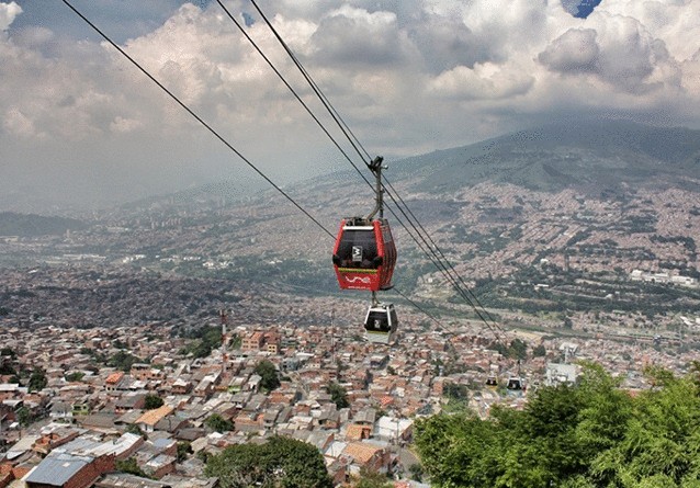 10 воздушных дорог мира с неповторимыми пейзажами 10 воздушных дорог мира с неповторимыми пейзажами