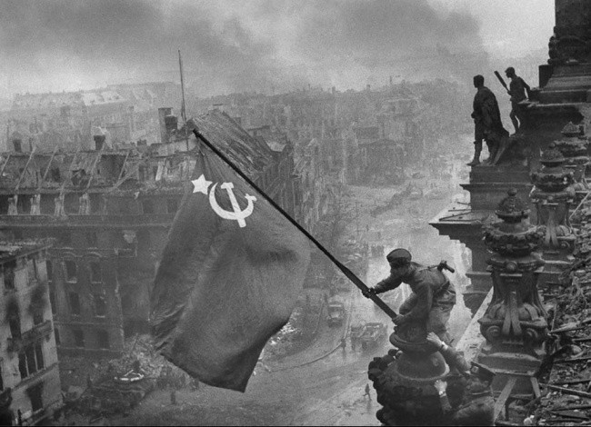 30 знаменитых снимков Великой Отечественной войны